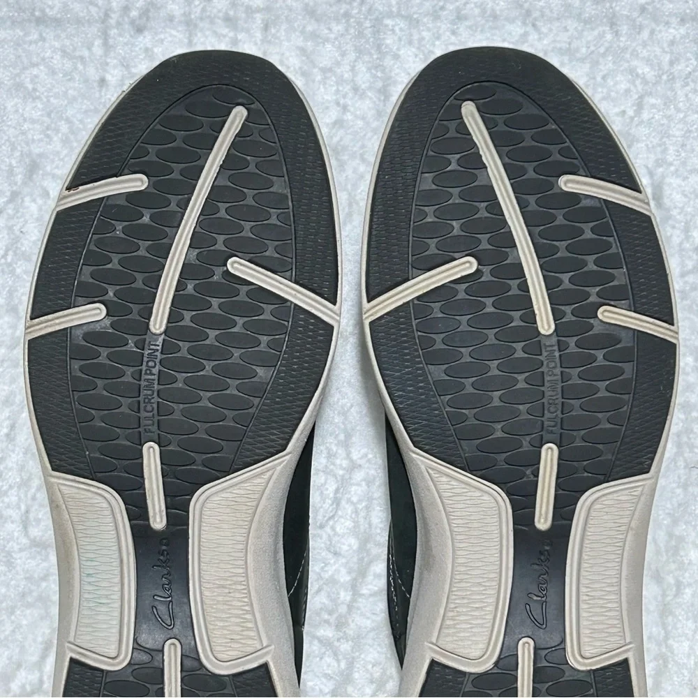 Clarks Womens Black Wave 2.0 Nubuck/Textile Waterproof Lace Sneaker Shoes SZ 9.5 - Picture 9 of 11